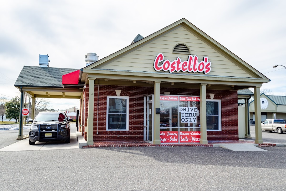 Costello's Pizzeria & Wings